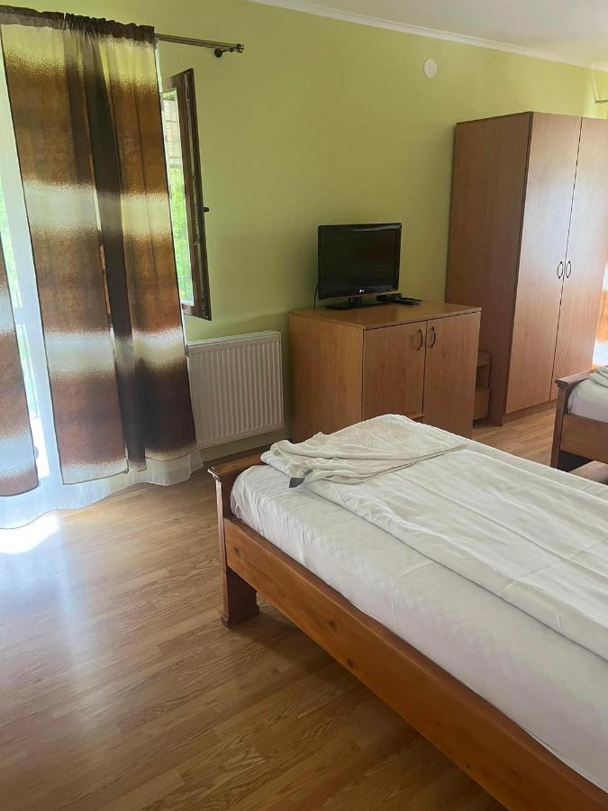 Pensiunea Osencuta Tălmaciu Esterno foto